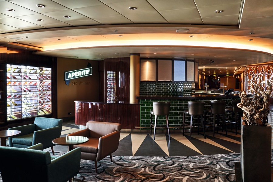 Marella Cruises Marella Voyager Aperitif ©Tom Fallon 3.jpg